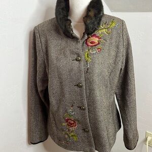 Icelandic Designs Wool Embroidered Jacket With Fur Collar Size XL